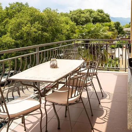 Apartment Magnon
